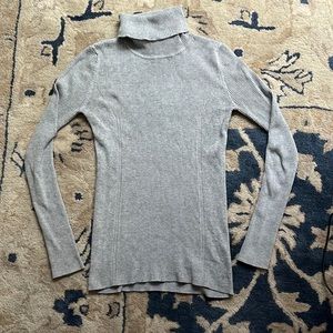 Carmen turtleneck